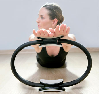PilatesCarrie's tweet photo. Too busy to get to class? Want extra classes to supplement your live classes? Going on vacation and want to do Pilates while away? Are you a Pilates teacher and want to learn new variations?
ON DEMAND CLASSES ARE PERFECT FOR YOU! 
5 classes for $40. 
https://t.co/Ko9PdiCUzI https://t.co/RXsmuJpaBN