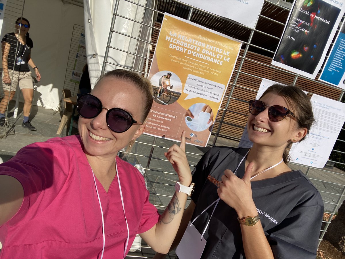 micoralis's tweet photo. Très belle journée pour notre équipe de choc, Morgane Ortis et Margaux Dubois, à la fête de la science à Nice. Nos doctorantes ont présenté leur étude et le laboratoire #micoralis. Le recrutement des participants à l'étude a démarré dans les meilleures conditions. #lamhess ☀️☀️☀️ https://t.co/lINtoRCE0g