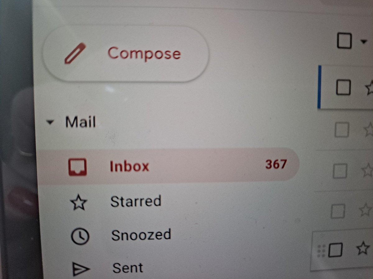 Lara St 💜🤍💚 tweet media