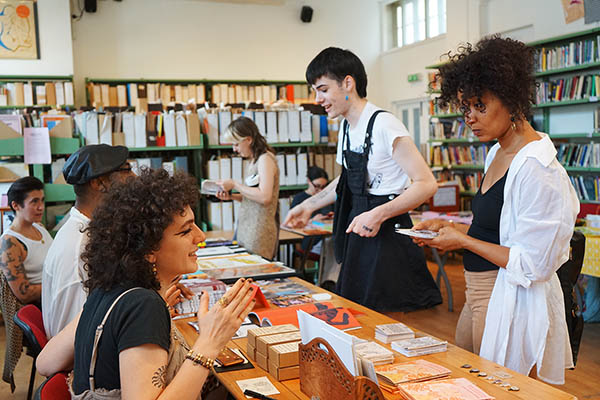 Bluestocking BooksUK (@bluestockingldn) on Twitter photo Come check out the wide array of feminist magazines, journals and books <a href="/feministlibrary/">The Feminist Library</a> I will be one of the Library openers on Tuesdays this autumn. See you there 11-5 to to work or chill out in a friendly book filled room in Peckham London. Come check out the wide array of feminist magazines, journals and books <a href="/feministlibrary/">The Feminist Library</a> I will be one of the Library openers on Tuesdays this autumn. See you there 11-5 to to work or chill out in a friendly book filled room in Peckham London.