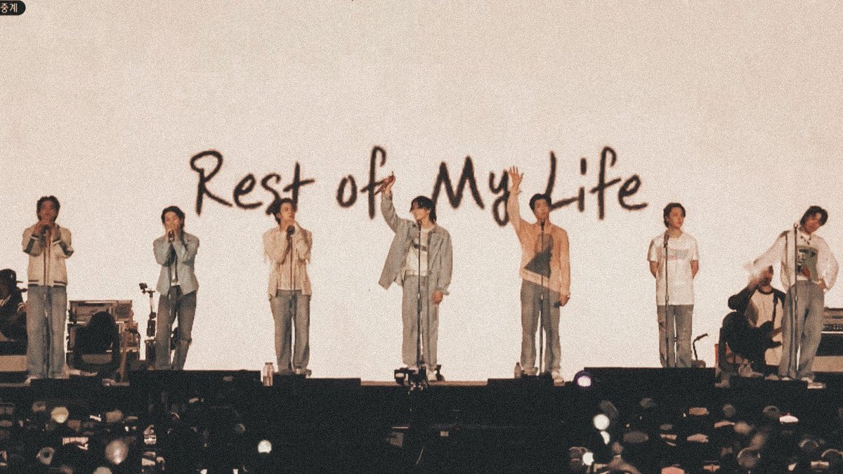 BulletProf_Mama's tweet photo. I literally just stumbled out of bed and woke up the news. I guess I knew this was coming, but now that it's happened it feels like a bad dream. Can I go back to bed when I didn't know this? I'll trust them, but 2025 seems a long way off. #BTS_twt #JIN #Itrustthem https://t.co/9Y3m8fiSlN