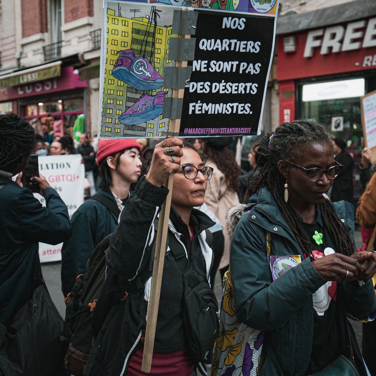 streetpress's tweet photo. [REPORTAGE 📷] On était à la @MarcheFeministe  à Saint-Denis (93) ce samedi. 

C'est à voir sur notre compte Instagram https://t.co/AlYpYh050L https://t.co/tUF2hEMysS