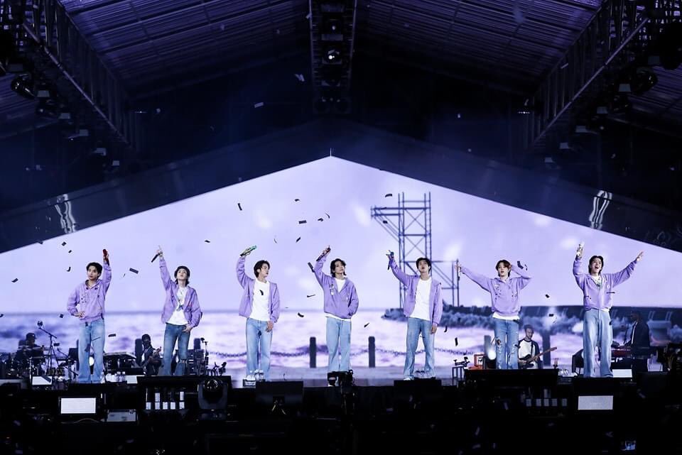 Rest of My Life!!!!!!!!!!!!!!!!!!!!!💜💜💜Army all over the world will be alway together with bts #btsarmyforever