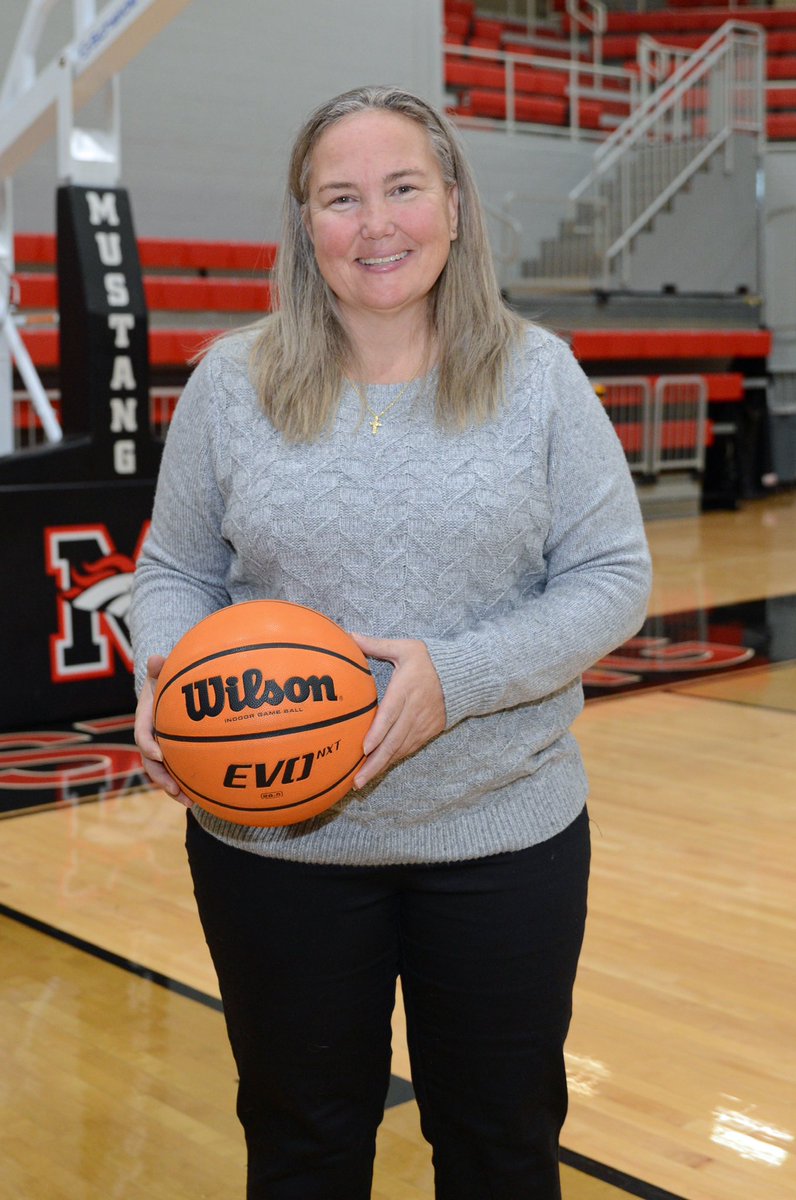 MustangWBB's tweet photo. Happy Birthday to Coach Sears we love you! @KSeaMHS you are out Rick! #GID #comitt 🥳❤️ https://t.co/eQGFNQyeau