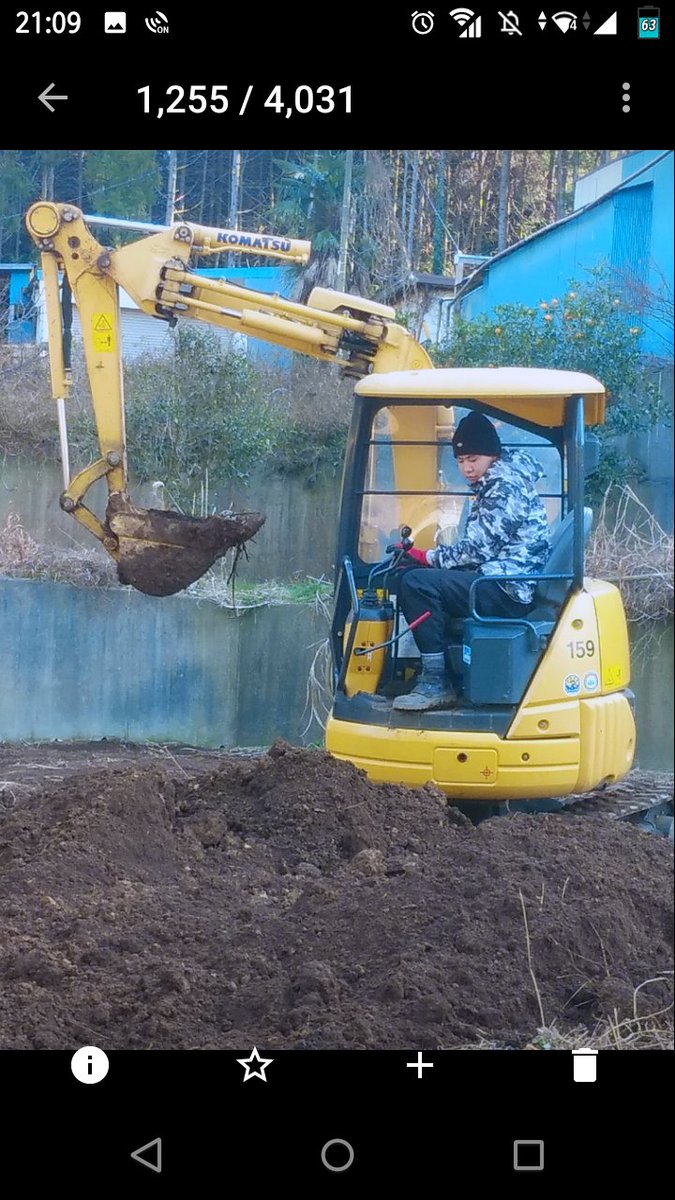 AkikoIshikawa4's tweet photo. ※拡散希望※息子が何処かの誰かに殺されると言い残し姿を消して２週間。LINEでのやり取りが絶え１週間。何処かで見掛けた、誰かと一緒に居た、名前を聞いたことがあなど情報提供お願いします。石川翔太21歳身長175体重65キロ背中に筋彫り、左腕にタトゥー、左目下に手術痕、左脚膝下手術痕数カ所。 https://t.co/IaBn6TagTW
