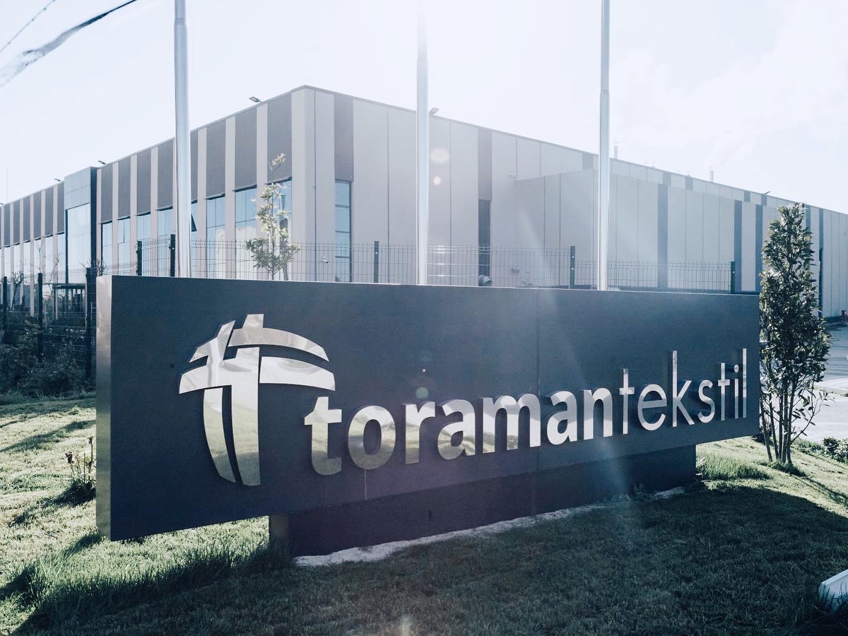 Toraman has adopted our #solution to improve fabric #quality 💪

Smartex provides several hardware & software tools which integrate seamlessly into existing factory machinery to ensure #economicgain & #wastereduction.

Way to go #Toraman! Looking forward to growing together 🚀