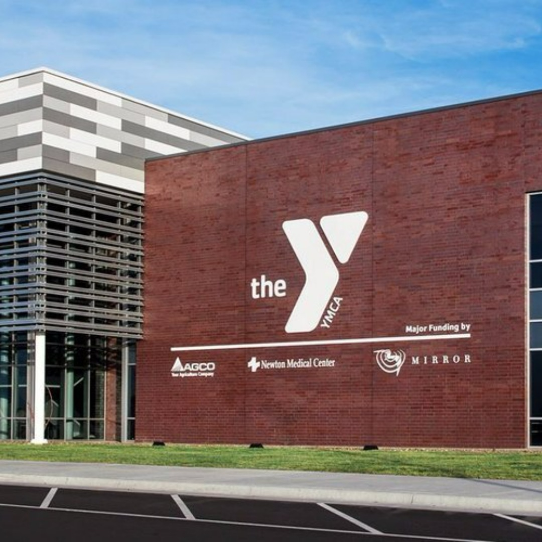 JT2015264's tweet image. &quot;Our buildings are massive and take a lot of cameras to cover.&quot; - Brian Pond, Greater Wichita YMCA Tech VP

Learn how @meraki&apos;s #CloudIoT tech provided greater visibility and helped avert data center damage.

Read now ⬇
cs.co/6012MYEcQ

#MerakiSmartSpaces #CiscoMeraki