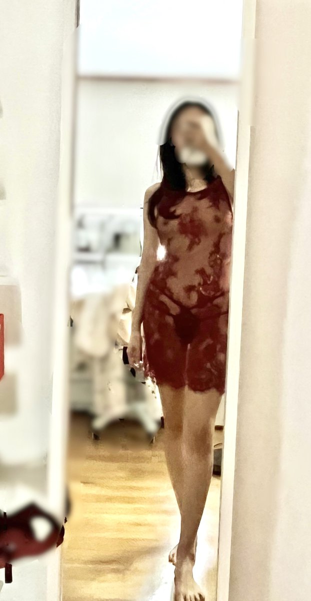 저희랑 놀아달라고 란제리입혀 찍어봤어요 ㅎㅎ