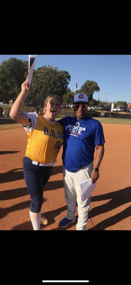 olivia_renee06's tweet photo. great weekend at @RoyalsSball camp! had a great time learning meeting new people! https://t.co/LKl7nBaCyb