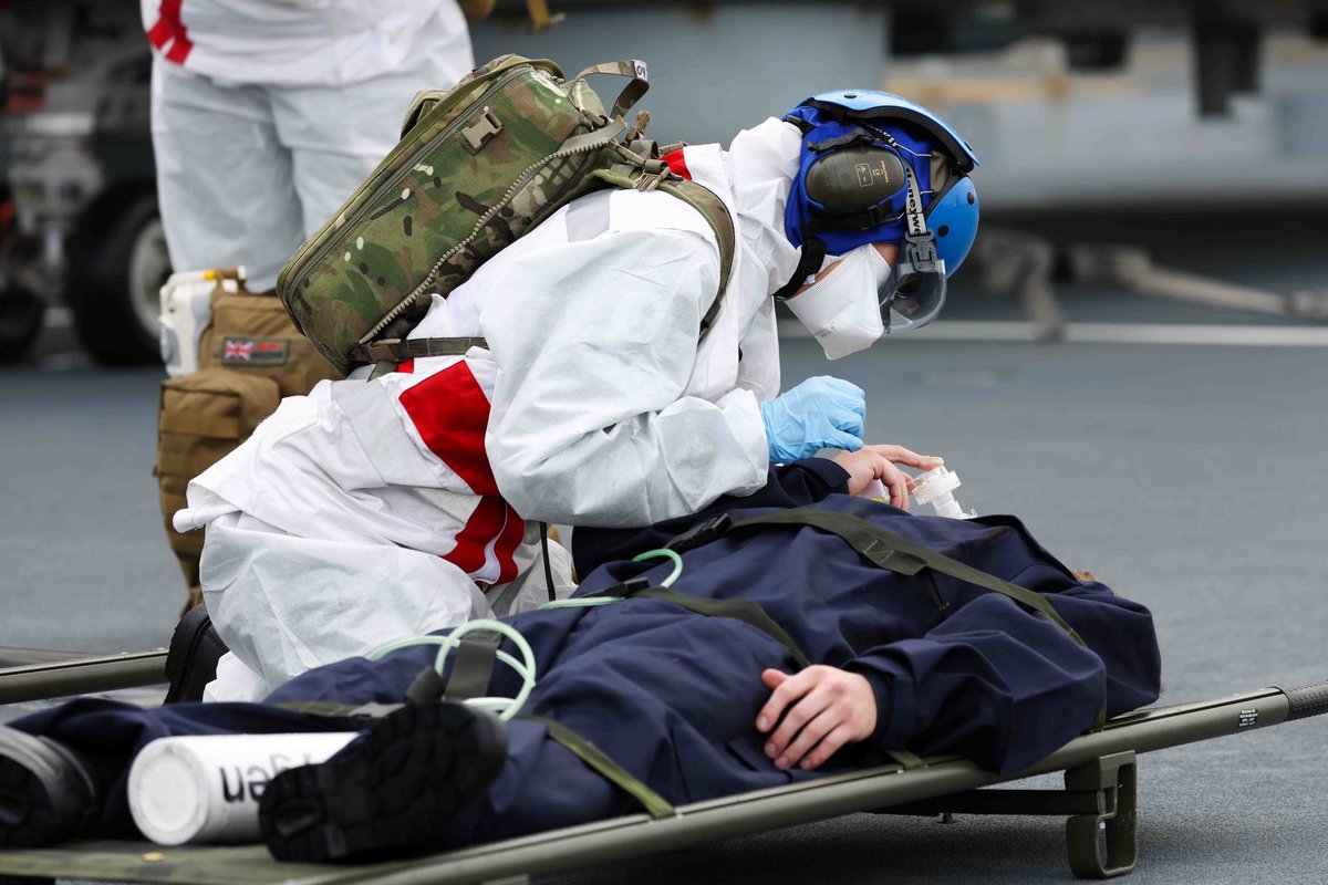 COMUKCSG's tweet photo. The #CarrierStrike Group ran a 2-day Medical Exercise utilising the skills of Role 2 Afloat medical facility which involved a pre-hospital Maritime #MERT onboard. 

Demonstrating our capability to deliver world-leading care. Delivering medical assurance to the whole #CSG22. https://t.co/0dYUUbJlIV