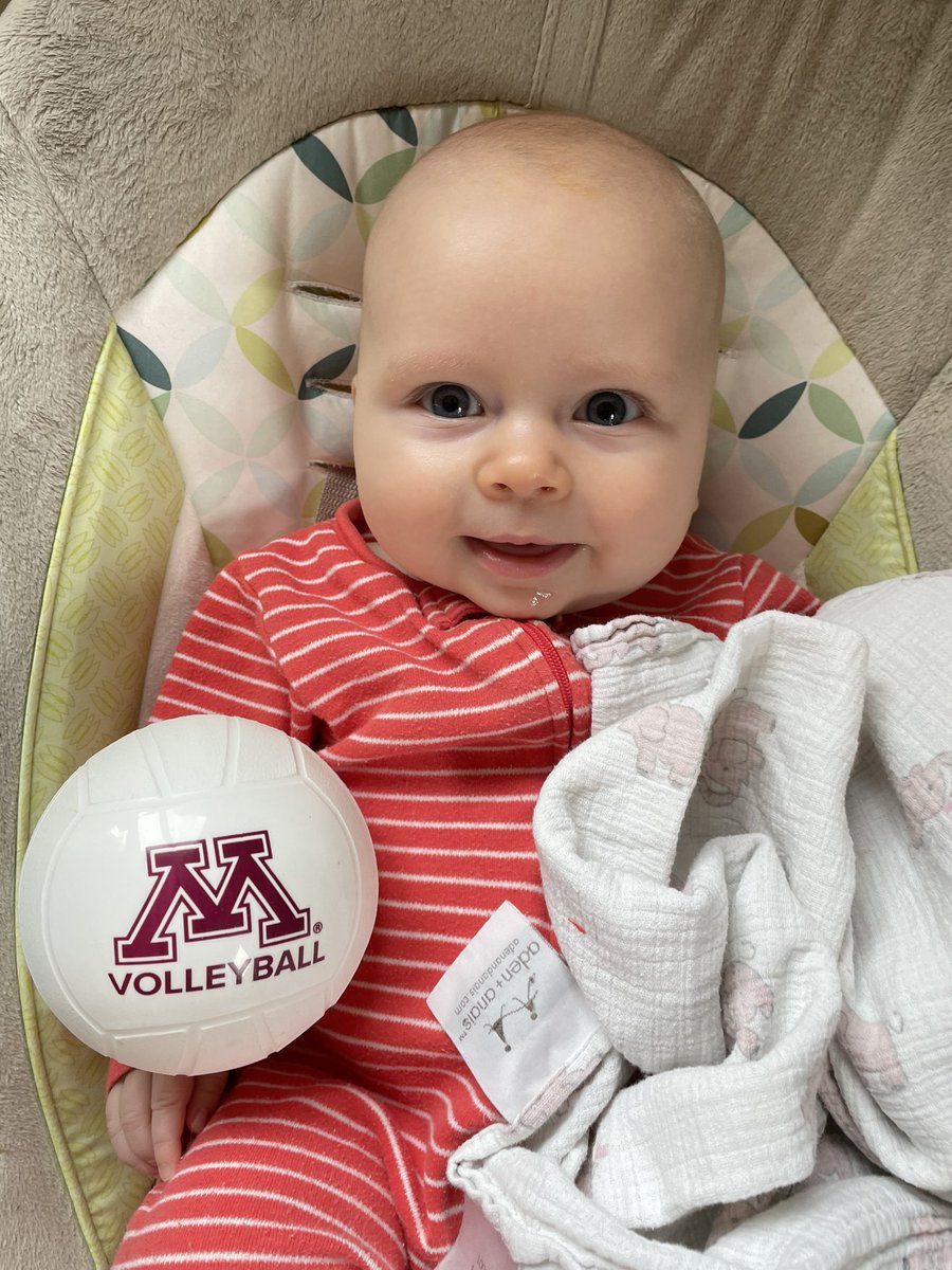 MBorny's tweet photo. Love volleyball #gophers https://t.co/H0I9NGRIFy