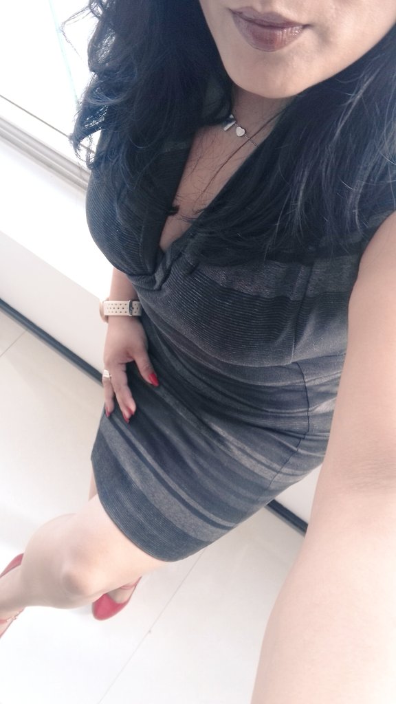 PoblanaFantasia's tweet photo. Lunes con L de ... La verdad me gustaría seguir acostadita y con un delicioso mañanero 🤤😈😏 #ExcelenteInicioDeSemana
#lunesdemorboyprovocación #ModoGodin https://t.co/yQ7G4i3gGI