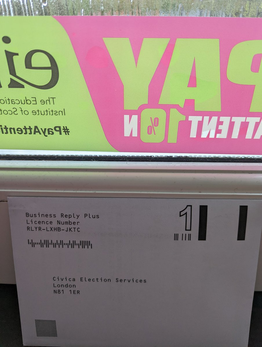 InverclydeEIS's tweet photo. Now at the front door where I'll trip over it on my way out π
#VoteEarlyVoteYES
#PayAttention https://t.co/RU3L8MgP7c