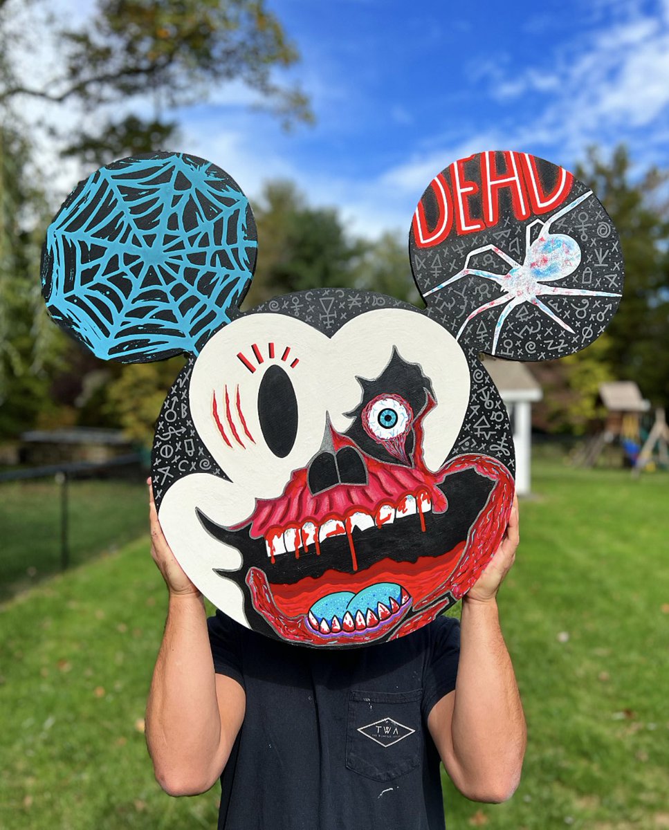 JMitchell_Art's tweet photo. "Dead Heads" #3️⃣ #jmitchell

2022 💀 (3/3)
30" Wood Cutout 
Acrylic, Pastel &amp; Ink https://t.co/slUCc0Ya0Q
