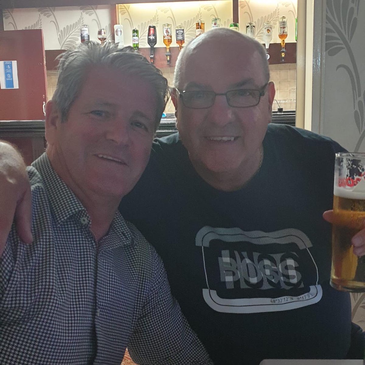 billyando293's tweet photo. Big happy 65th Birthday to my Bro and best mate
Have a boss day bro love ya the 🌍💙💙💙🎂🎂🍺🍺 https://t.co/0awEwiv1Pb