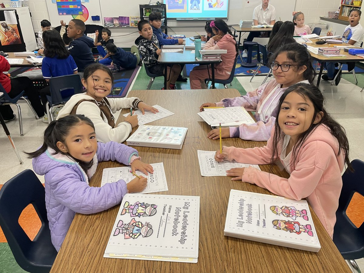 ascollman's tweet photo. We loved sharing notebooks with our 5th grade buddies this morning! #LIM @rhandrewselem https://t.co/OhMgSOJ8vL