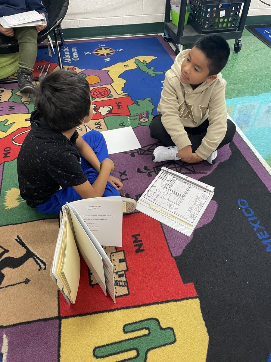 ascollman's tweet photo. We loved sharing notebooks with our 5th grade buddies this morning! #LIM @rhandrewselem https://t.co/OhMgSOJ8vL