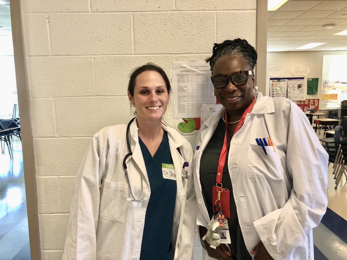 3rd Grade Human Body Unit!! Thank you Dr. Stewart and Dr. Donnell for making CKLA come alive! ⁦<a href="/union_tigers/">Union Hill Tigers</a>⁩