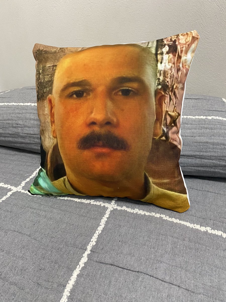 Manuellën tweet media