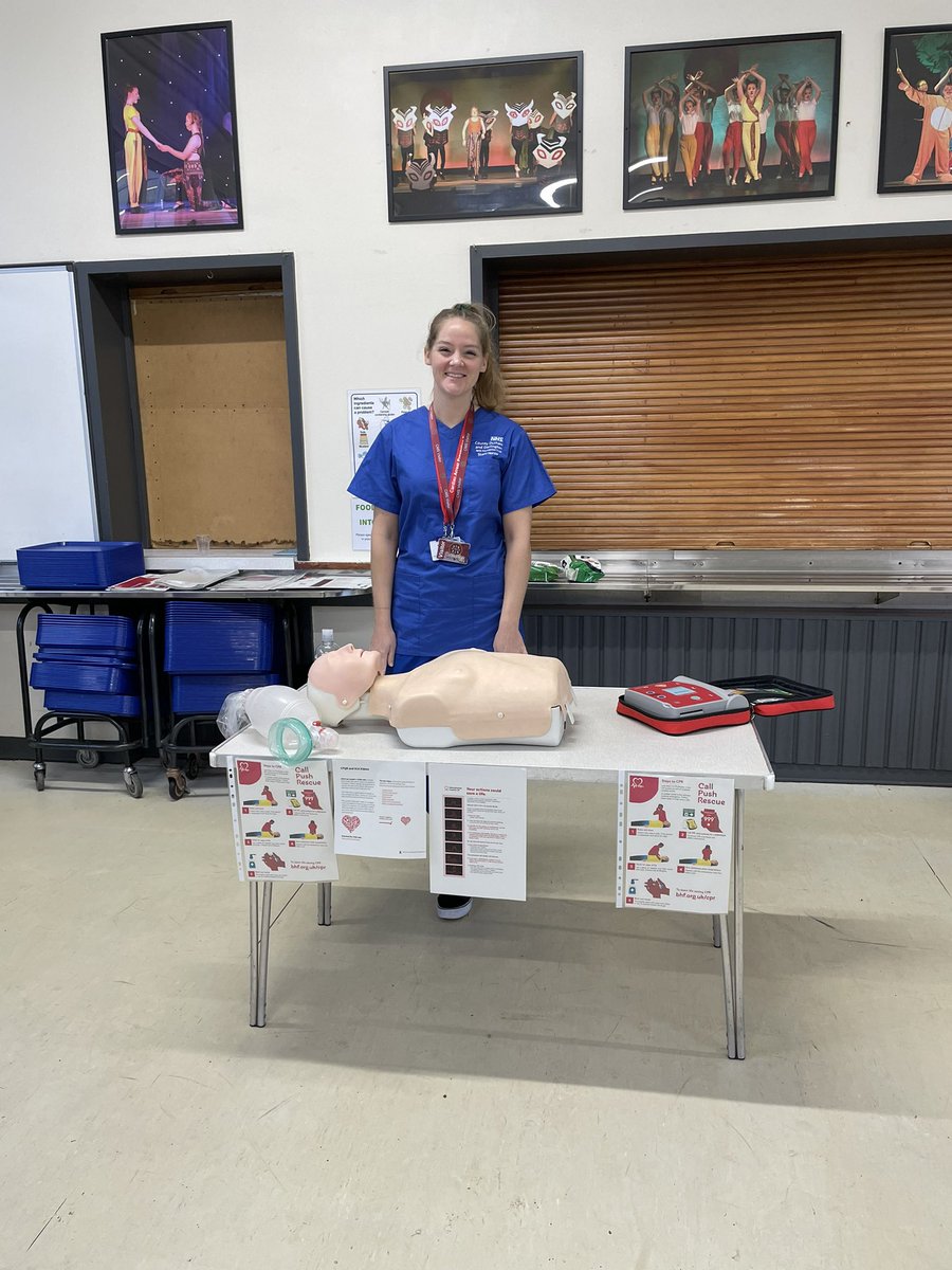 tracystorey01's tweet photo. #RestartAHeartDay @CDDFTNHS fantastic day delivering life saving skills today for restartaheartday .. the children took it all in .. amazing https://t.co/WuKpU4RU4x