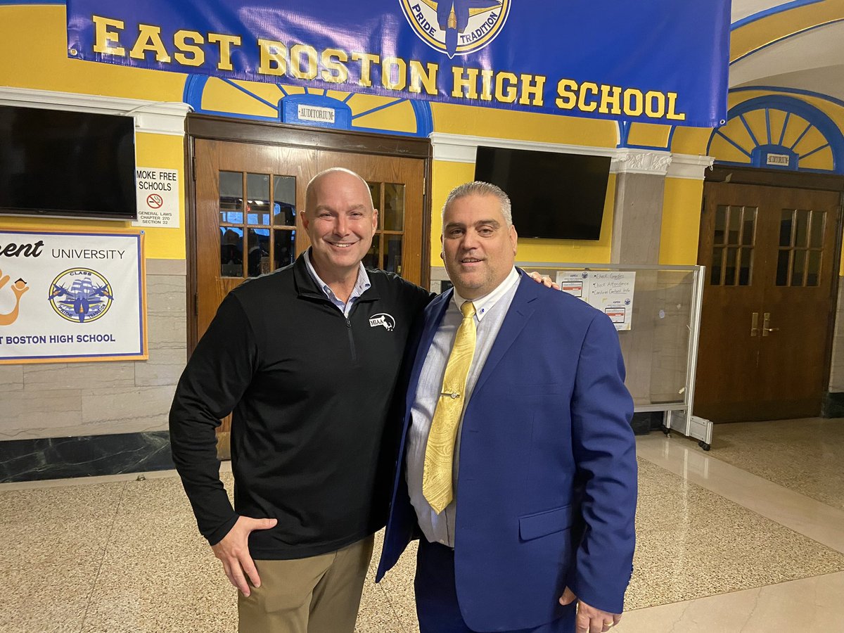 MSAA spent a great day visiting East Boston High School. Many thanks to Principal Philip Brangiforte!
#NationalPrincipalsMonth
#BPS
#MSAAontheroad