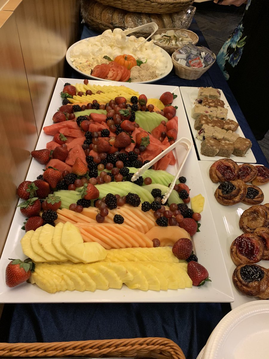 FLConsortium's tweet photo. Did we mention the food from our incredible hosts @fiu 🐾. The #FLTransferSummit22 starts in 2️⃣0️⃣ minutes! @HeliosEdFnd @HeatherHigherEd @FloridaTaxWatch https://t.co/wWBhNoXxpN