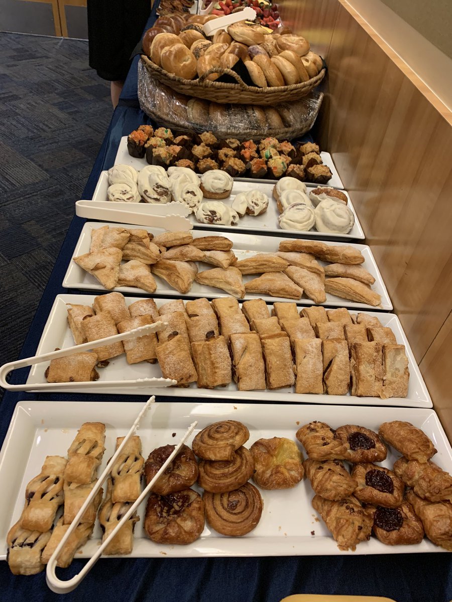FLConsortium's tweet photo. Did we mention the food from our incredible hosts @fiu 🐾. The #FLTransferSummit22 starts in 2️⃣0️⃣ minutes! @HeliosEdFnd @HeatherHigherEd @FloridaTaxWatch https://t.co/wWBhNoXxpN