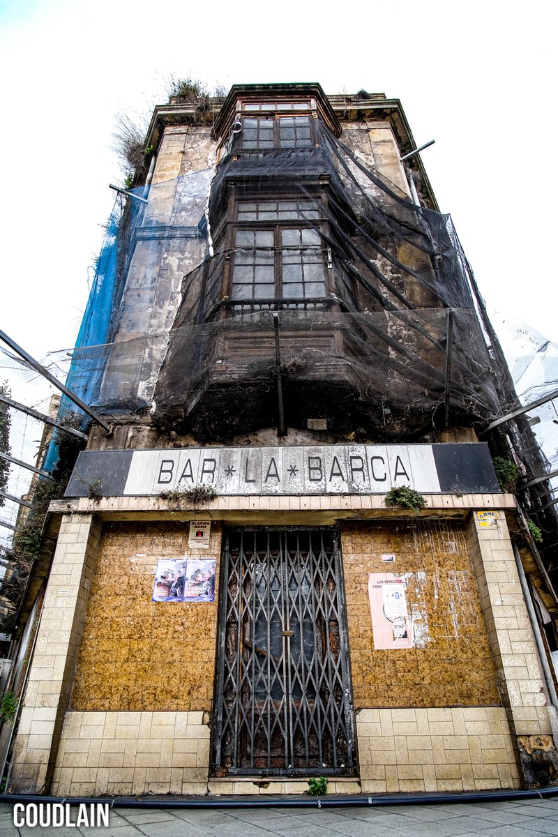 coudlain's tweet photo. URBEX (pero desde fuera xDD como los valientes) en el barrio de El Natahoyo (creo, si no pertenece a este barrio perdonaime 😝), La Calzada; en Gijon. Asturias

*** Galeria completa en https://t.co/qtnJUQ8PsH

#gijon #asturias #urbex #natahoyo #ruinas #URBEXdehacendado https://t.co/k3ogs8v3wt