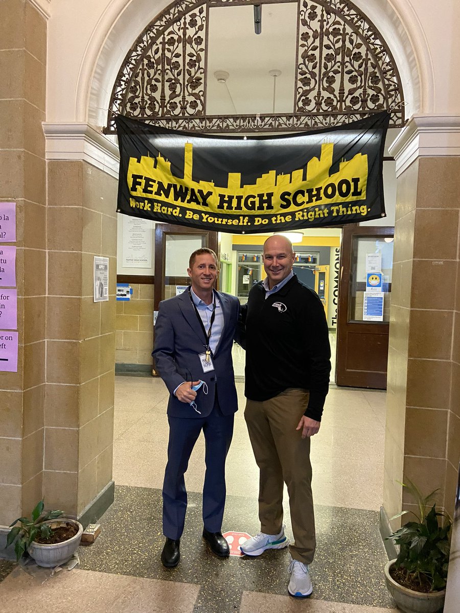 MSAA spent a great day visiting Fenway High School. Thank you to Principal Geoffrey Walker! 
#NationalPrincipalsMonth
#BPS
#MSAAontheroad