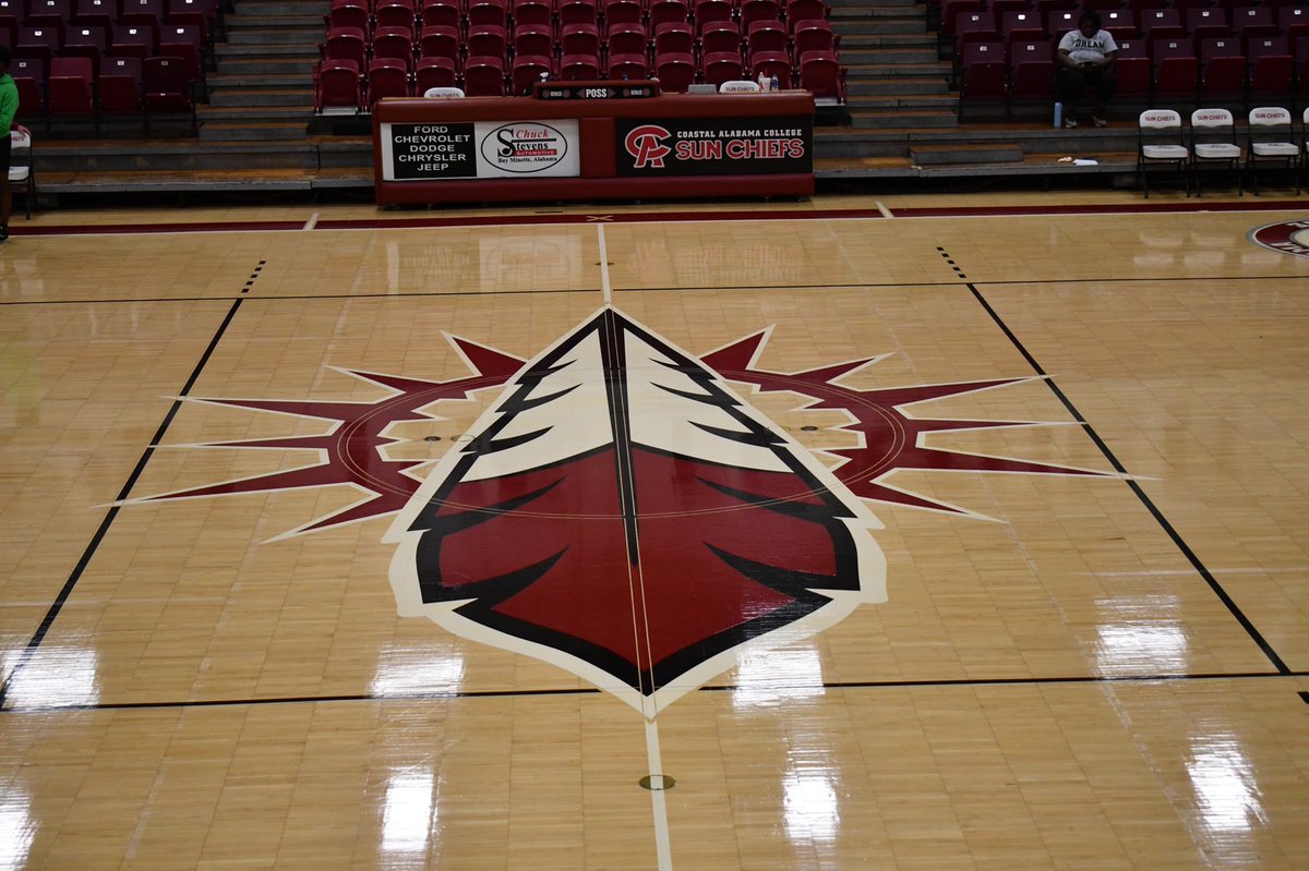 LandonTweedie3's tweet image. Thank you @CoachChamp120 for inviting me down to visit Coastal Alabama!! @CHSBearcatHoops @Doc44_2 @NorthALEliteAAU