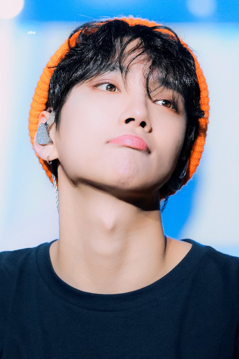 정말 아름다운 눈이야~~
깊게 우린 찻물 위로 햇살이 찰랑찰랑 일렁이는 것처럼😍