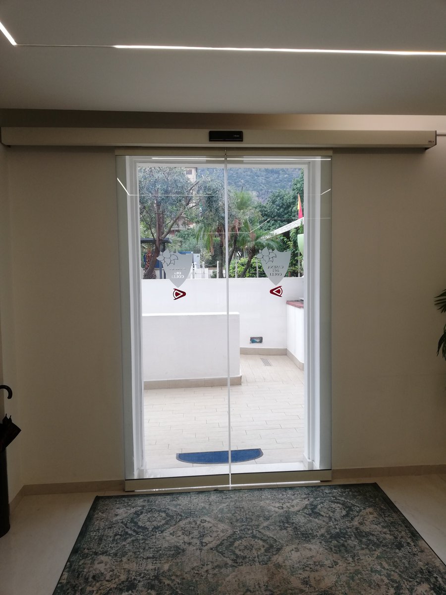 label_spa's tweet photo. Installation at the Hotel Casena dei Colli (Palermo)!
For the escape routes of this historic structure we provided Revolus 90 combined with the frameless stystem LBFL, the perfect mix of technical innovation, ease of use and extreme safety.
https://t.co/UOfYfusQmK https://t.co/CAX4im0fVh