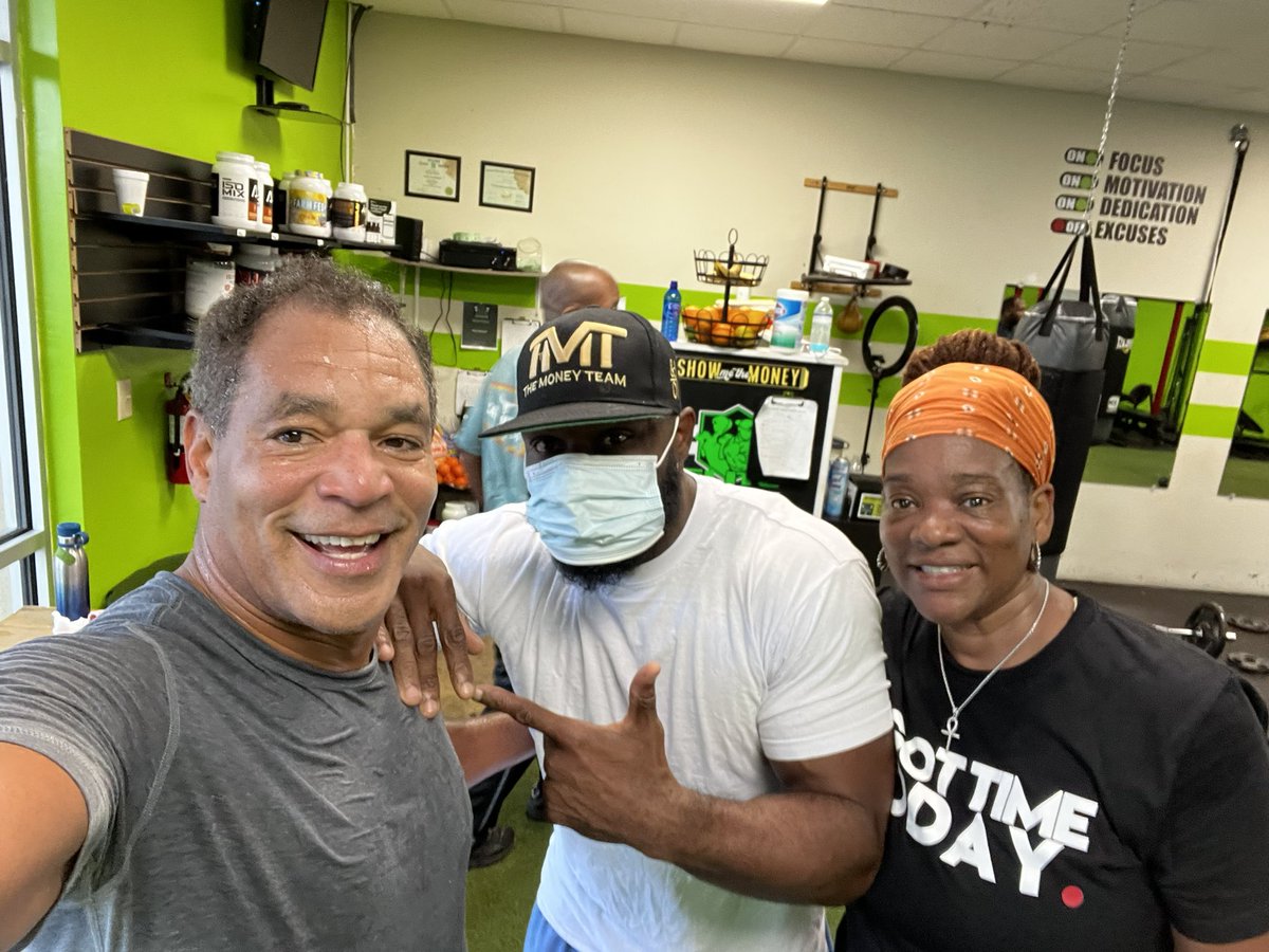 Great way to start the day with@Steph and the <a href="/Elite/">Elite</a> Fitness team..