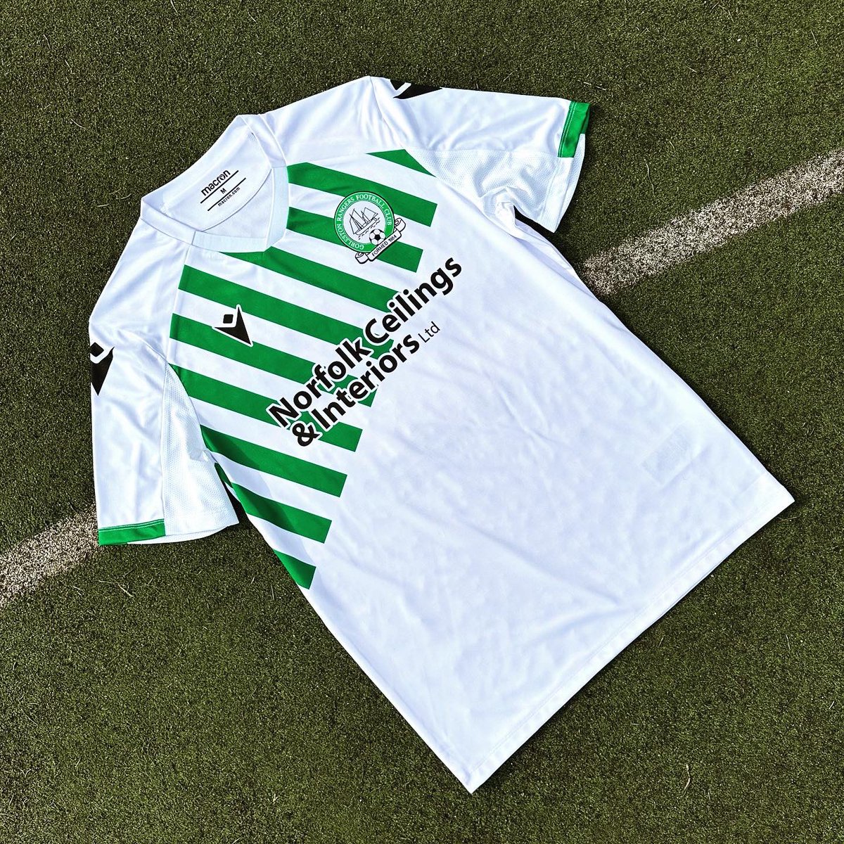 MacronNorwich's tweet photo. 📸 | More @Matchday_Mkt 🔥 This time kitting out @GorlestonRanger 💥 There’s levels to this… #Custom #Macron #BePartOfTheTeam https://t.co/MblB1M2nzR