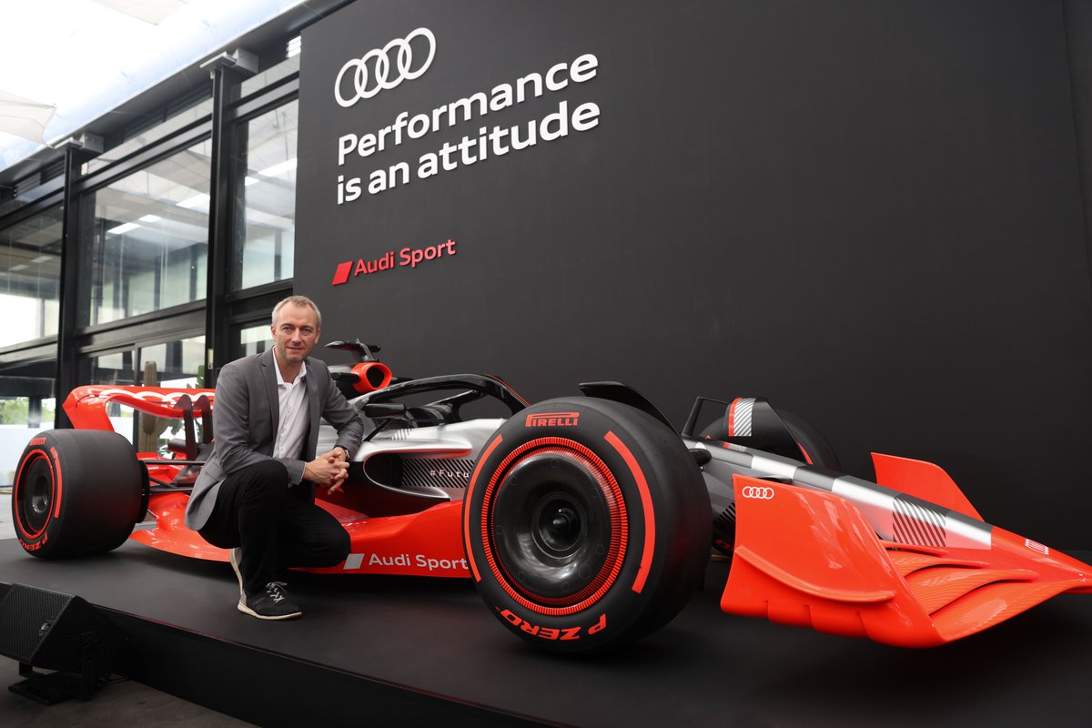 Adam Baker presenta el proyecto de Audi para la Fórmula 1 en Madrid - prensa.audi.es/2022/10/17/ada…