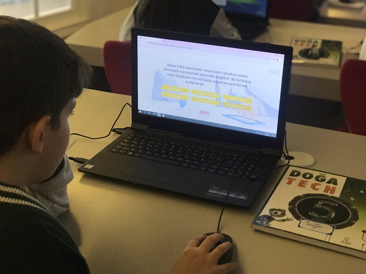 Kodlama ve Robotik dersinde 5. Sınıf öğrencilerimiz Dijital Vatandaş Nedir ? Dijital Vatandaş kime nedir ? Kavramlarını öğrenerek dijital vatandaşlığın boyutlarını deneyimlediler. #dogatech <a href="/DogaOkullari/">Doğa Koleji</a> <a href="/KurtkoyDoga/">Kurtköy Doğa Koleji</a> <a href="/avciufukyilmaz/">Avcı Ufuk Yılmaz</a> <a href="/Safakgedik1/">Şafak Gedik</a> <a href="/mineasinan/">Mine Sinan</a> <a href="/baris__bilir/">Barış Bilir</a>