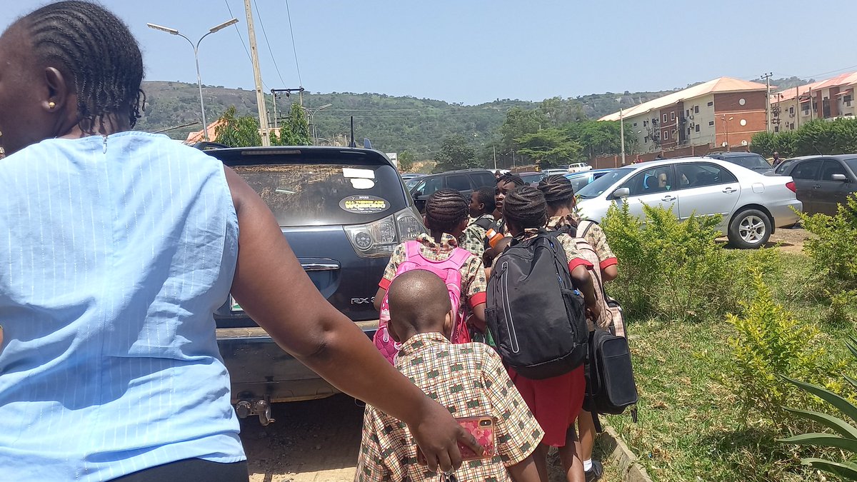 SaharaReporters's tweet photo. BREAKING: Pandemonium In Abuja School Owned By Bishop Oyedepo’s Winners Chapel As Diesel Tanker Explodes Near School, Church | Sahara Reporters https://t.co/9fBDRQfPi6 https://t.co/mZ664wSP8s