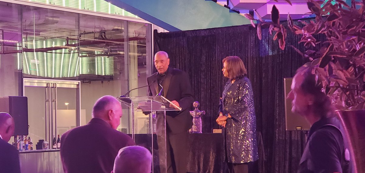 amfrazierfoto's tweet photo. Thanks to @pdnbgallery for inviting me as their guest to attend this auspicious occasion and celebrate. 
@HoustonMAAC https://t.co/ICckgx7MBh