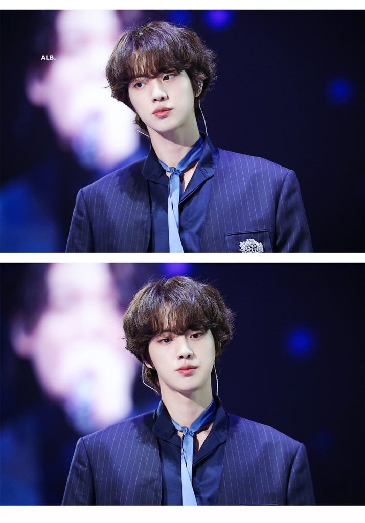 ALittleBraver92's tweet photo. I love you to the moon and back ❤️  #방탄소년단진 #김석진 #석진 #진 #BTSJIN #JIN @BTS_twt https://t.co/73FNFIWCXZ