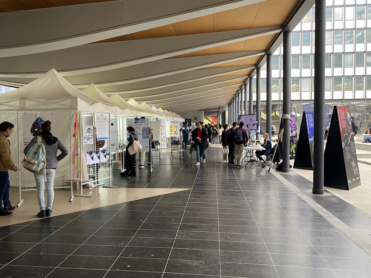 InstitutOcean's tweet photo. Campus Océan : sur le campus de Jussieu les stations marines et les laboratoires de sciences marines accueillent les étudiants.
@SBRoscoff @OOBanyuls @IMEV_mer @d_Alembert_ @EmbrcFrance @biodiversarium #ISTeP https://t.co/w7yfn5w3FE