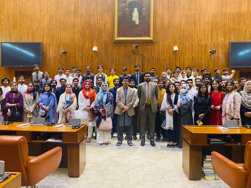 irpcsnuml's tweet photo. Department of IR (Main Campus) arranged an educational visit to the Senate of Pakistan for BS (IR) students accompanied by five faculty members. https://t.co/RRb1kGhpbp