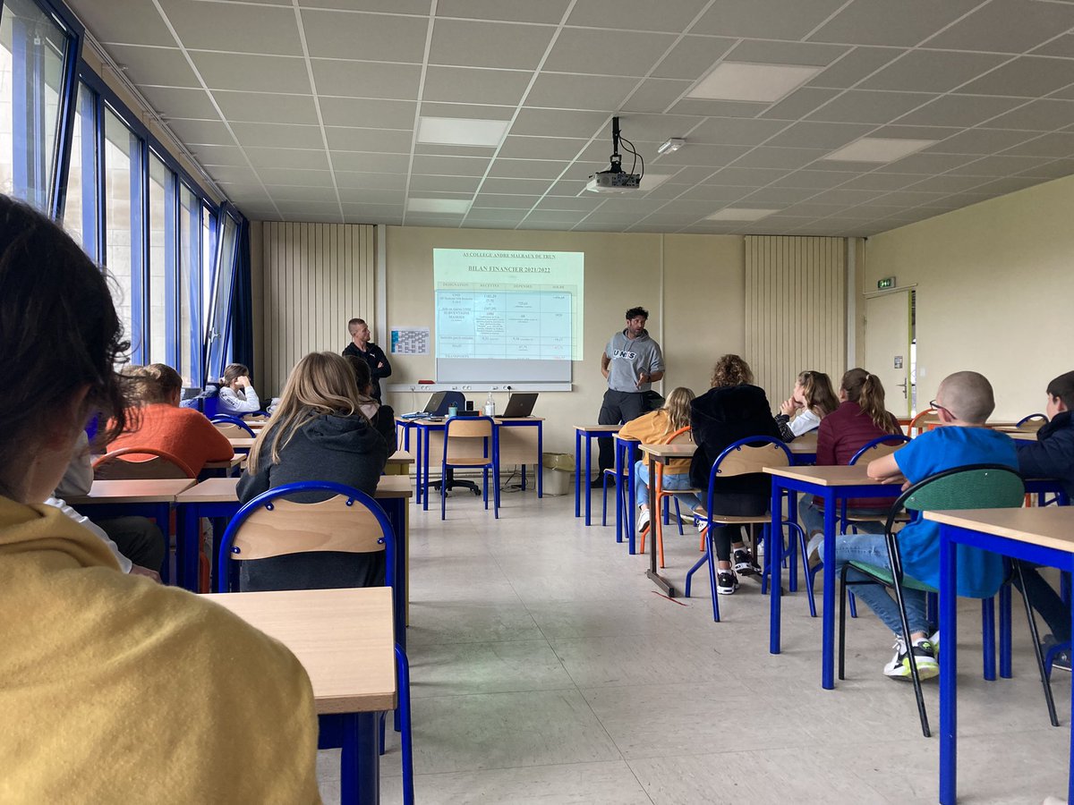 Collège André Malraux Trun tweet media