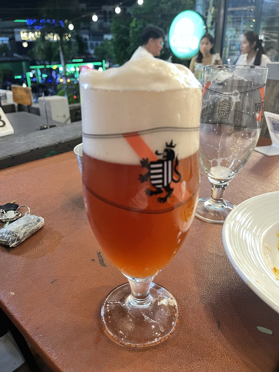 twitwhiletrue's tweet photo. 🍺 https://t.co/aXWpWncTCX