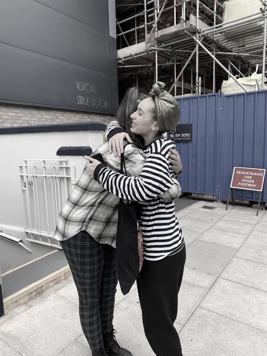frootbrina's tweet photo. since bat is finishing soon i wanna say thank you to the entire existence of booh, but especially you 🤍 thank you for making the past year so wonderful, getting to see you in such a special show to me has been euphoric. youre so so insane and youve made every experience magical https://t.co/OXhQIVEfC6