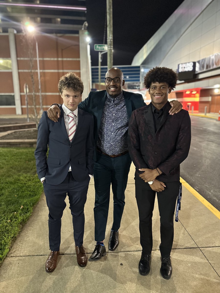 caught_up1's tweet photo. On Friday, our mentees accompanied Mr. Knight to the EsteemWe Gala. Our guys know how to dress!! https://t.co/1Q1aSAlwIB