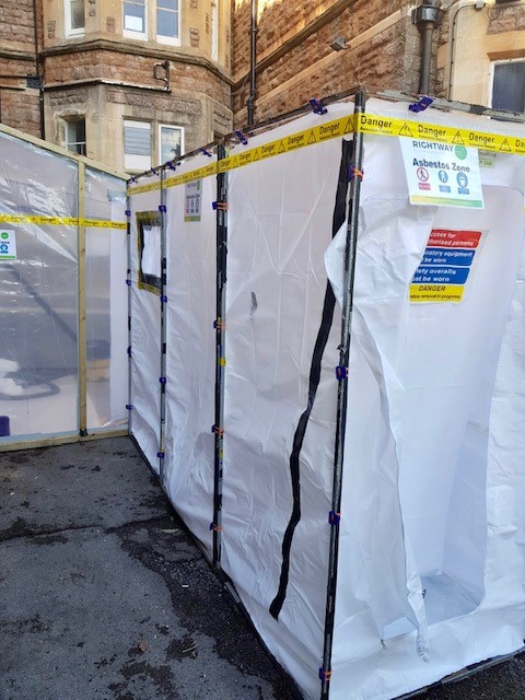 Rightwayenviro's tweet photo. We made the journey to #Somerset to remove #amosite and #stalls chrysotile #asbestos #insulation board lining from the doors of a care home. 
We #constructed the enclosure with fully controlled #conditions, under negative pressure and the use of a decontamination unit.# https://t.co/GDjNv81Iu7