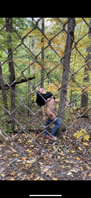 Hoezy's pics and videos FfReNV6WAAYYbPM jpg:small preview