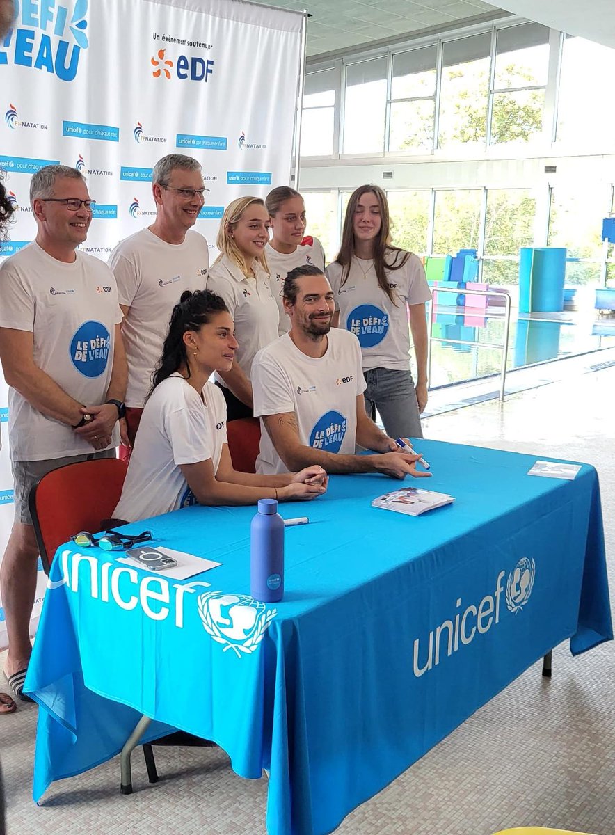 AmaniTabai's tweet photo. Retour en images sur le #defideleau 💧samedi dernier ♡ Un grand merci à nos parrains, Mme Lefrançois sec. gén. d' @UNICEF_france, Mme Meric présidente d' @Unicef92 , M. @bgauducheau &amp; tous les élus de la @VilledeVanves , @EDFofficiel, les athlètes et org. de la @FFNatation (1/2) https://t.co/LWtQihXWAA