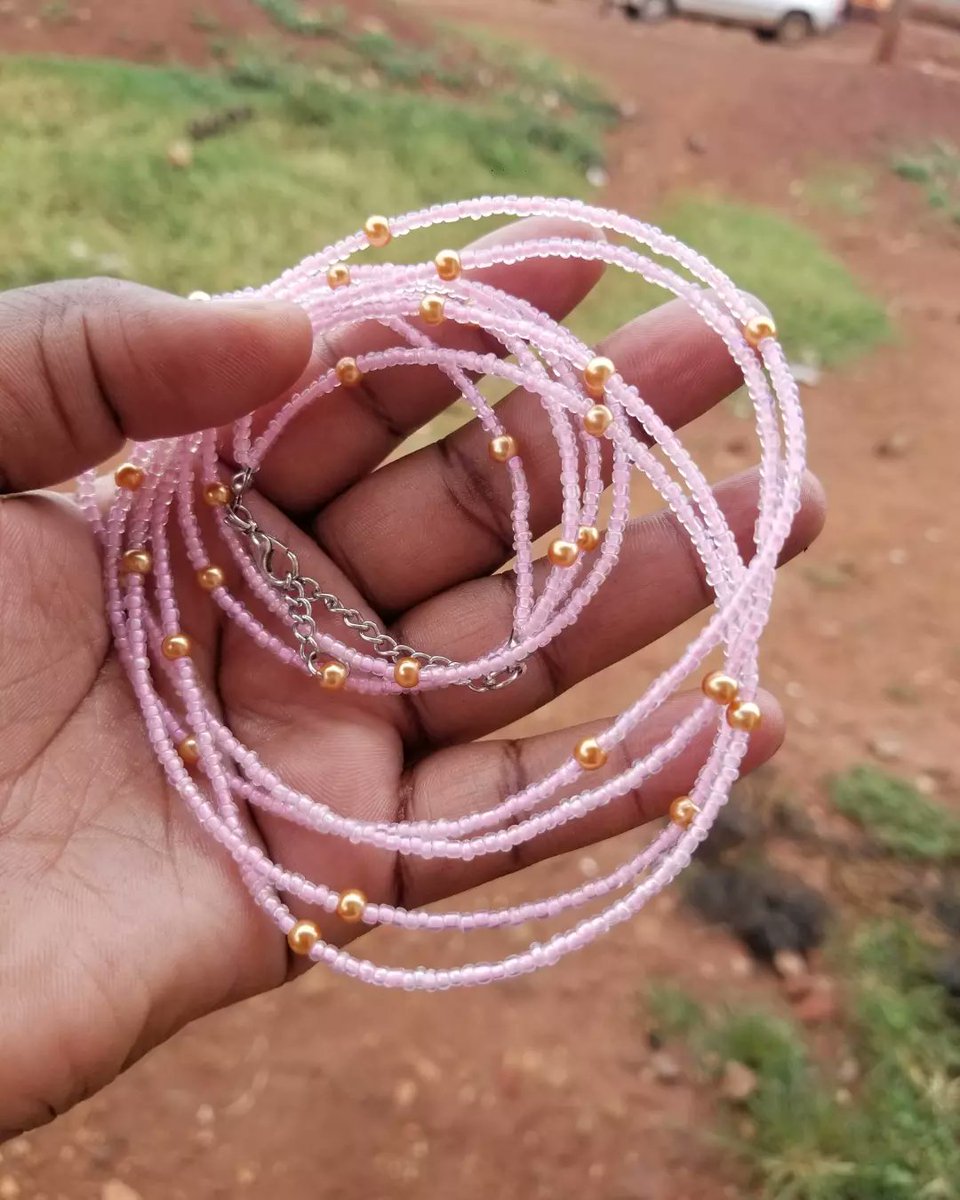 RobixParlour's tweet photo. #customerorder,#waistbeads #waistbeadforallsizes 

Hows this waist bead? https://t.co/xLhj6u1Dja