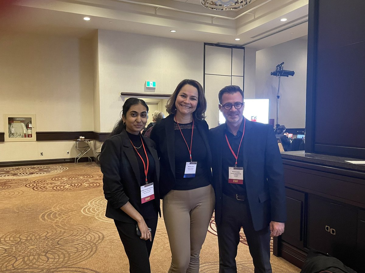 IdeCosta15's tweet photo. What a wonderful conference this last few days! So glad to finally meet many of my favourite people in person @WoundsCanada Fall conference 2022 and come home with the People’s Choice Award 🎉🎉 thank you to Wounds Canada  team for this incredible event. From #knowledgetoaction. https://t.co/8vXjywEKMD
